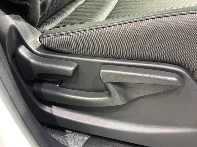 セレナ ハイウェイスターＶ　両側電動ドア　純正１０型ナビ　後席モニター　全周囲カメラ　衝突軽減　プロパイロット　禁煙車　前後ドラレコ　コーナーセンサー　スマートキー　ＬＥＤヘッド　ＥＴＣ　オートハイビーム　オートブレーキホールド（25枚目）