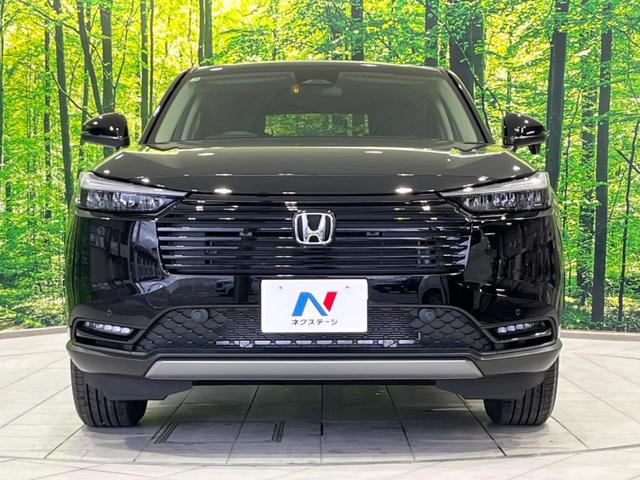 ヴェゼル Ｇ　４ＷＤ　登録済未使用車　衝突軽減装置　レーダークルーズ　シートヒーター　コーナーセンサー　レーンキープ　スマートキー　ＬＥＤヘッド　オートハイビーム　車線逸脱警報　誤発進抑制機能　先行車発進告知（14枚目）