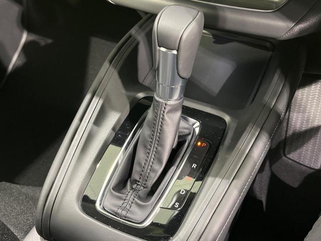 ヴェゼル Ｇ　４ＷＤ　登録済未使用車　衝突軽減装置　レーダークルーズ　シートヒーター　コーナーセンサー　レーンキープ　スマートキー　ＬＥＤヘッド　オートハイビーム　車線逸脱警報　誤発進抑制機能　先行車発進告知（24枚目）