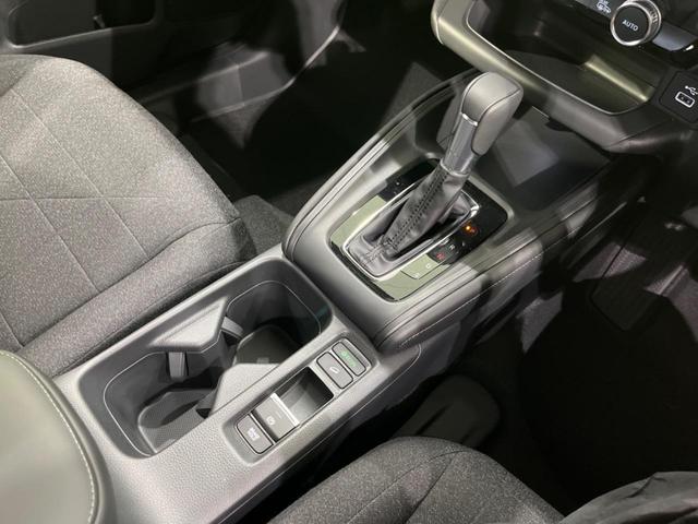 ヴェゼル Ｇ　４ＷＤ　登録済未使用車　衝突軽減装置　レーダークルーズ　シートヒーター　コーナーセンサー　レーンキープ　スマートキー　ＬＥＤヘッド　オートハイビーム　車線逸脱警報　誤発進抑制機能　先行車発進告知（25枚目）