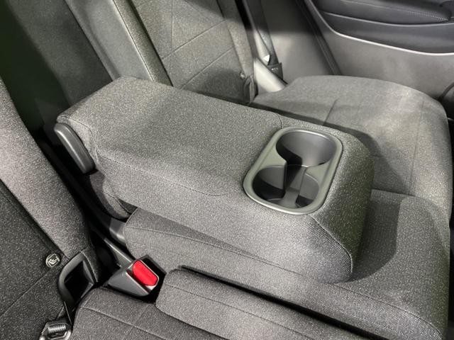 ヴェゼル Ｇ　４ＷＤ　登録済未使用車　衝突軽減装置　レーダークルーズ　シートヒーター　コーナーセンサー　レーンキープ　スマートキー　ＬＥＤヘッド　オートハイビーム　車線逸脱警報　誤発進抑制機能　先行車発進告知（43枚目）