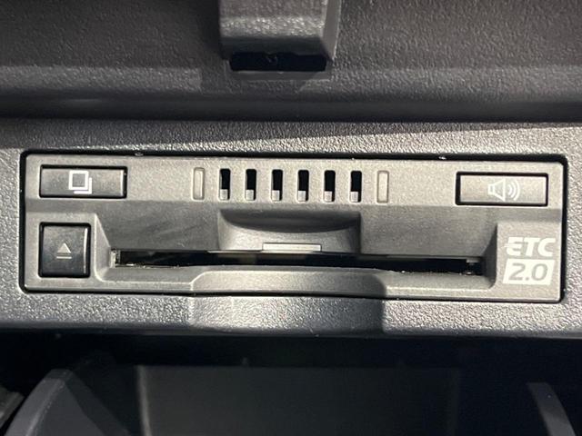 アルファード ２．５Ｓ　タイプゴールド　サンルーフ　両側電動ドア　後席モニター　純正９型ナビ　バックカメラ　衝突軽減装置　レーダークルーズ　禁煙車　パワーバックドア　ハーフレザーシート　ドラレコ　コーナーセンサー　レーンキープ　ＥＴＣ２．０（35枚目）