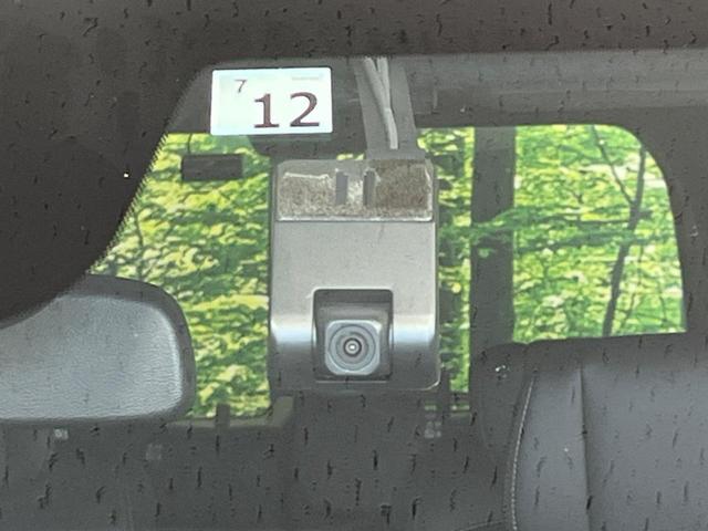 ステップワゴン e:HEVスパーダ プレミアムライン 両側電動ドア 純正11.4型ナビ 全周囲カメラ 衝突軽減装置 アダプティブクルーズ 禁煙車 パワーバックドア ハーフレザーシート ドラレコ コーナーセンサー スマートキー LEDヘッド ETC(41枚目)