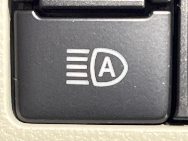 ムーヴ ＸリミテッドＩＩ　ＳＡＩＩＩ　純正ナビ　バックカメラ　衝突軽減装置　禁煙車　シートヒーター　ドラレコ　クリアランスソナー　スマートキー　ＬＥＤヘッド　オートハイビーム　車線逸脱警報　誤発進抑制機能　先行車発進告知　オートライト（29枚目）