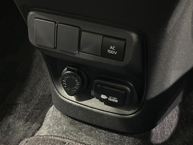 シエンタ ハイブリッドＺ　両側電動ドア　純正１０型ナビ　全周囲カメラ　衝突軽減装置　１００Ｖ電源　レーダークルーズ　禁煙車　ドラレコ　コーナーセンサー　レーンキープ　ＬＥＤヘッド　ＥＴＣ２．０　オートハイビーム　誤発進抑制機能（41枚目）