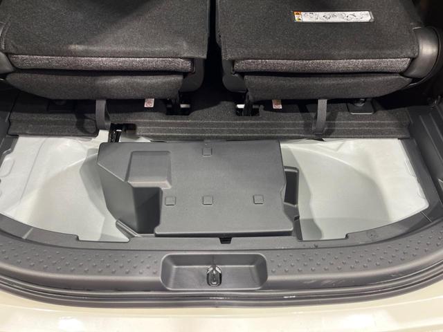 シエンタ ハイブリッドＺ　両側電動ドア　純正１０型ナビ　全周囲カメラ　衝突軽減装置　１００Ｖ電源　レーダークルーズ　禁煙車　ドラレコ　コーナーセンサー　レーンキープ　ＬＥＤヘッド　ＥＴＣ２．０　オートハイビーム　誤発進抑制機能（67枚目）