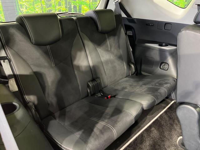 プリウスアルファ Ｓツーリングセレクション・Ｇ’ｓ　純正９型ナビ　バックカメラ　禁煙車　ハーフレザーシート　ドラレコ　スマートキー　ＬＥＤヘッド＆フォグ　ＥＴＣ　オートエアコン　純正１８インチＡＷ　Ｂｌｕｅｔｏｏｔｈ　ＣＤ　ＤＶＤ再生　革巻きハンドル（10枚目）