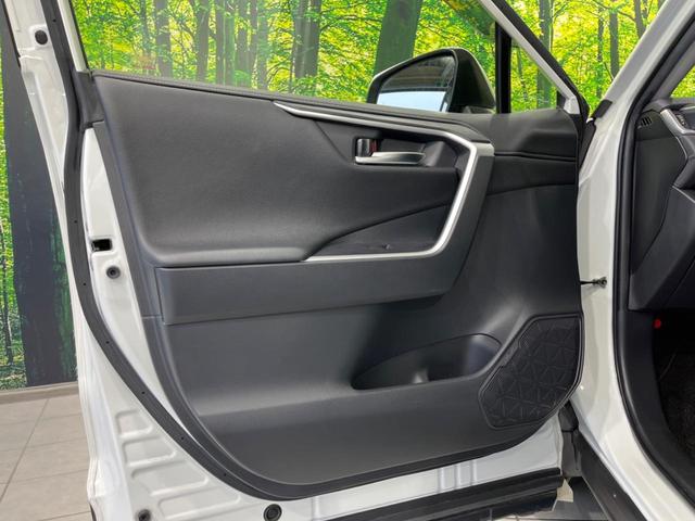ＲＡＶ４ ハイブリッドＧ　４ＷＤ　モデリスタフルエアロ　全周囲カメラ　寒冷地仕様　衝突軽減装置　レーダークルーズ　禁煙車　電動リアゲート　ハーフレザーシート　パワーシート　ドラレコ　コーナーセンサー　ブラインドスポットモニター（58枚目）