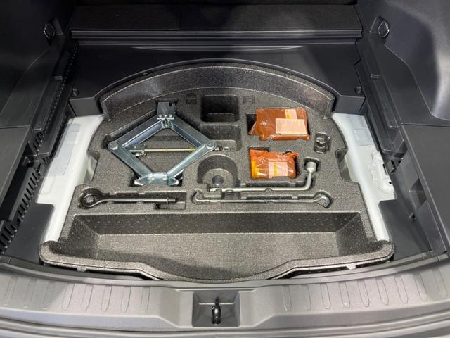 ＲＡＶ４ ハイブリッドＧ　４ＷＤ　モデリスタフルエアロ　全周囲カメラ　寒冷地仕様　衝突軽減装置　レーダークルーズ　禁煙車　電動リアゲート　ハーフレザーシート　パワーシート　ドラレコ　コーナーセンサー　ブラインドスポットモニター（71枚目）