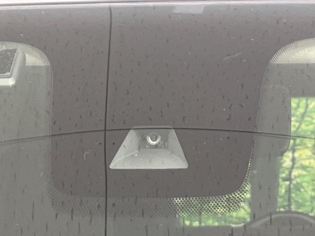 デリカミニ T プレミアム 4WD ターボ 両側電動ドア SDナビ バックカメラ 衝突軽減装置 レーダークルーズ 禁煙車 ハーフレザーシート 前後ドラレコ ETC コーナーセンサー LEDヘッド&フォグ ステアリングヒーター(6枚目)