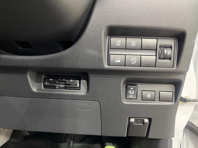 デリカミニ T プレミアム 4WD ターボ 両側電動ドア SDナビ バックカメラ 衝突軽減装置 レーダークルーズ 禁煙車 ハーフレザーシート 前後ドラレコ ETC コーナーセンサー LEDヘッド&フォグ ステアリングヒーター(43枚目)