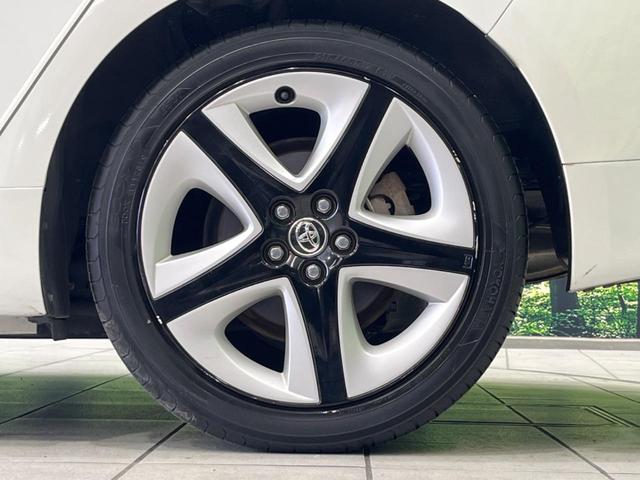 プリウス Ｓツーリングセレクション　純正９型ナビ　バックカメラ　衝突軽減装置　レーダークルーズ　禁煙車　シートヒーター　合皮シート　ドラレコ　スマートキー　ＬＥＤヘッド＆フォグ　ＥＴＣ　オートハイビーム　車線逸脱警報　オートライト（47枚目）