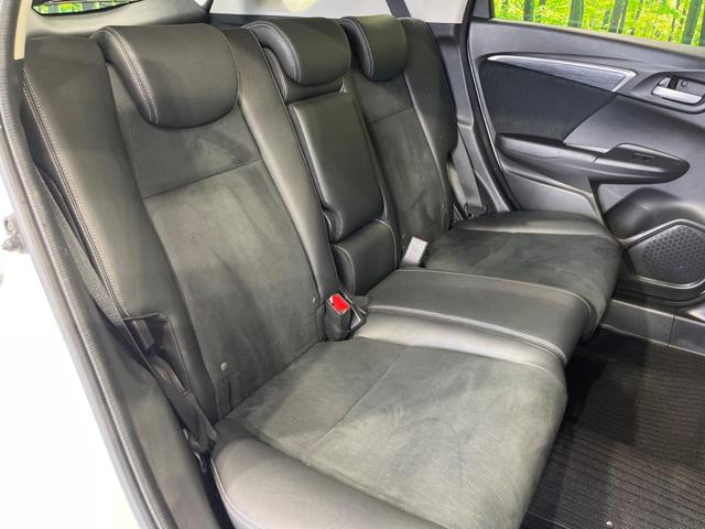 シャトル ハイブリッドＺ　純正ナビ　バックカメラ　衝突軽減装置　禁煙車　ハーフレザーシート　ドラレコ　コーナーセンサー　シートヒーター　スマートキー　ＬＥＤヘッド　ＥＴＣ　クルコン　フルセグ　オートライト　デュアルエアコン（9枚目）