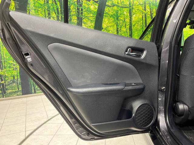 プリウス A 純正9型ナビ バックカメラ 衝突軽減装置 レーダークルーズ 禁煙車 ドラレコ コーナーセンサー スマートキー LEDヘッド ETC オートハイビーム ブラインドスポットモニター 車線逸脱警報(57枚目)