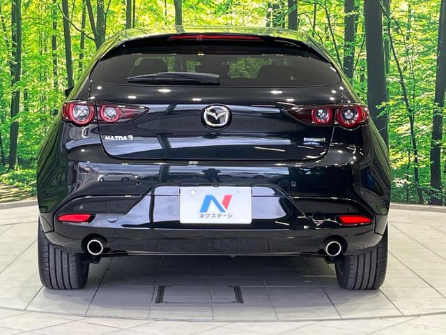 ＭＡＺＤＡ３ファストバック ＸＤプロアクティブ　ツーリングセレクション　衝突軽減装置　８型マツダコネクトナビ　全周囲カメラ　レーダークルーズ　ＥＴＣ　Ｂｌｕｅｔｏｏｔｈ　シートヒーター　ＬＥＤヘッド　レーンキープ　ブラインドスポットモニター　ステアリングヒーター　禁煙車（16枚目）