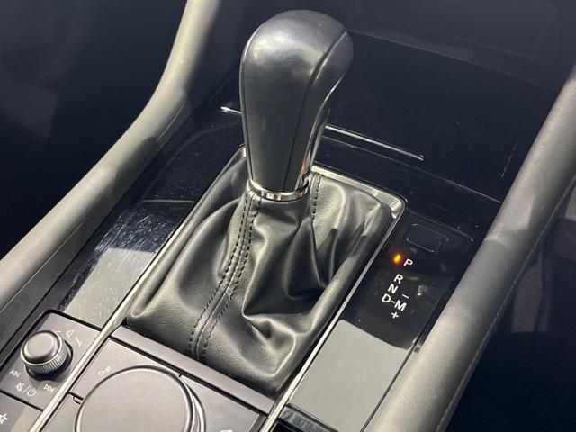 ＭＡＺＤＡ３ファストバック ＸＤプロアクティブ　ツーリングセレクション　衝突軽減装置　８型マツダコネクトナビ　全周囲カメラ　レーダークルーズ　ＥＴＣ　Ｂｌｕｅｔｏｏｔｈ　シートヒーター　ＬＥＤヘッド　レーンキープ　ブラインドスポットモニター　ステアリングヒーター　禁煙車（33枚目）