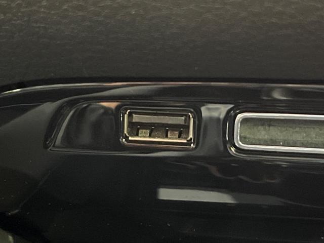 ＭＡＺＤＡ３ファストバック ＸＤプロアクティブ　ツーリングセレクション　衝突軽減装置　８型マツダコネクトナビ　全周囲カメラ　レーダークルーズ　ＥＴＣ　Ｂｌｕｅｔｏｏｔｈ　シートヒーター　ＬＥＤヘッド　レーンキープ　ブラインドスポットモニター　ステアリングヒーター　禁煙車（36枚目）