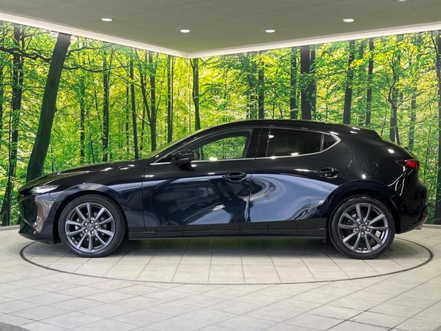 ＭＡＺＤＡ３ファストバック ＸＤプロアクティブ　ツーリングセレクション　衝突軽減装置　８型マツダコネクトナビ　全周囲カメラ　レーダークルーズ　ＥＴＣ　Ｂｌｕｅｔｏｏｔｈ　シートヒーター　ＬＥＤヘッド　レーンキープ　ブラインドスポットモニター　ステアリングヒーター　禁煙車（59枚目）