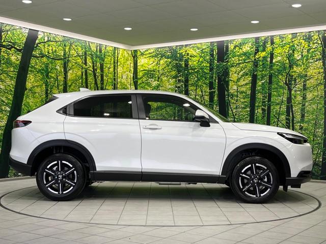 ヴェゼル Ｇ　４ＷＤ　登録済未使用車　衝突軽減装置　アダプティブクルーズ　シートヒーター　コーナーセンサー　レーンキープ　スマートキー　ＬＥＤヘッド＆フォグ　オートハイビーム　誤発進抑制機能　先行車発進告知（67枚目）