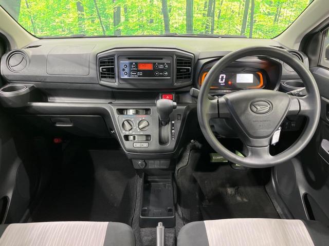 ミライース L SAIII 衝突軽減装置 禁煙車 クリアランスソナー オートハイビーム 車線逸脱警報 誤発進抑制機能 先行車発進告知 オートライト CD再生 AUX アイドリングストップ 横滑り防止装置 ドアバイザー(2枚目)