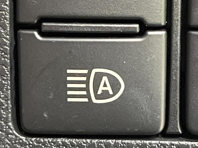 ミライース L SAIII 衝突軽減装置 禁煙車 クリアランスソナー オートハイビーム 車線逸脱警報 誤発進抑制機能 先行車発進告知 オートライト CD再生 AUX アイドリングストップ 横滑り防止装置 ドアバイザー(5枚目)