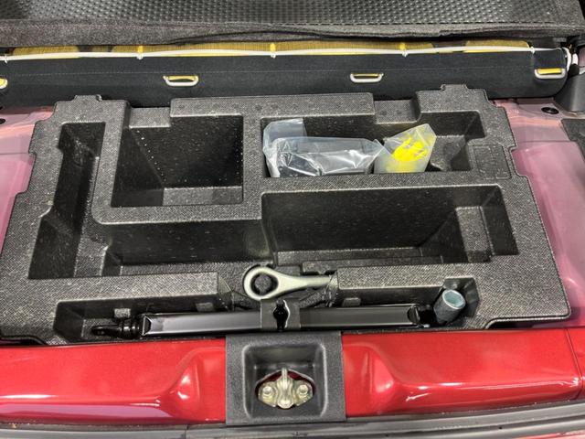 ミライース L SAIII 衝突軽減装置 禁煙車 クリアランスソナー オートハイビーム 車線逸脱警報 誤発進抑制機能 先行車発進告知 オートライト CD再生 AUX アイドリングストップ 横滑り防止装置 ドアバイザー(54枚目)