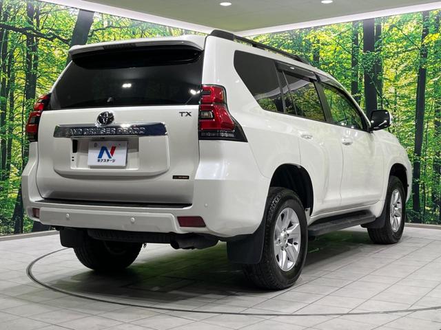 ランドクルーザープラド TX Lパッケージ 4WD ムーンルーフ 純正9型ナビ 全周囲カメラ 衝突軽減装置 レーダークルーズ 禁煙車 本革シート シートエアコン シートヒーター パワーシート コーナーセンサー スマートキー LEDヘッド&フォグ(17枚目)