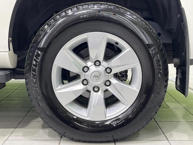 ランドクルーザープラド TX Lパッケージ 4WD ムーンルーフ 純正9型ナビ 全周囲カメラ 衝突軽減装置 レーダークルーズ 禁煙車 本革シート シートエアコン シートヒーター パワーシート コーナーセンサー スマートキー LEDヘッド&フォグ(24枚目)