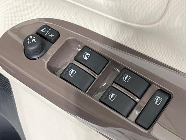 ムーヴキャンバス Gメイクアップ SAIII 4WD 両側電動ドア SDナビ バックカメラ 衝突軽減装置 禁煙車 ドラレコ ETC スマートキー LEDヘッド&フォグ オートハイビーム 車線逸脱警報 誤発進抑制機能 先行車発進告知 オートライト(46枚目)