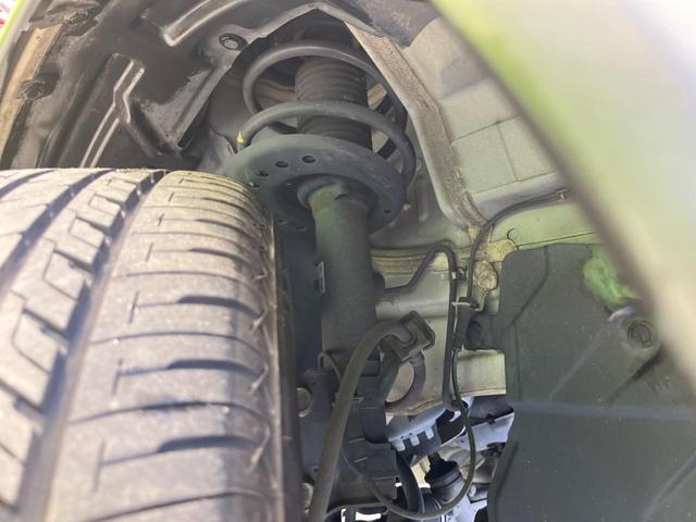ジューク 15RX Vセレクション 純正ナビ 全周囲カメラ 衝突軽減装置 禁煙車 ドラレコ スマートキー HIDヘッド ETC 車線逸脱警報 オートライト オートエアコン Bluetooth CD DVD再生 フルセグ 純正AW(20枚目)