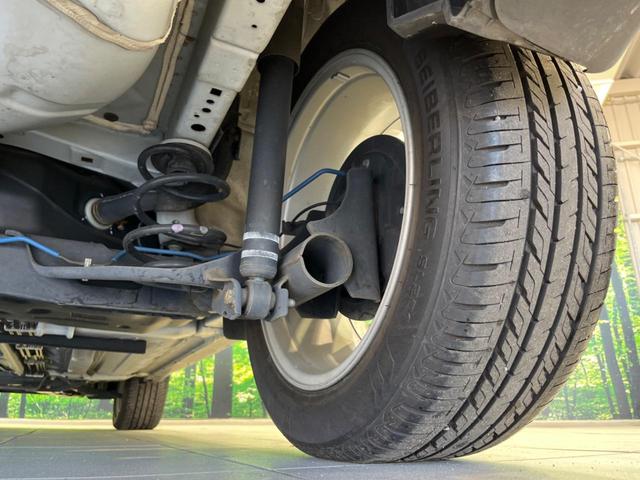 ジューク 15RX Vセレクション 純正ナビ 全周囲カメラ 衝突軽減装置 禁煙車 ドラレコ スマートキー HIDヘッド ETC 車線逸脱警報 オートライト オートエアコン Bluetooth CD DVD再生 フルセグ 純正AW(21枚目)