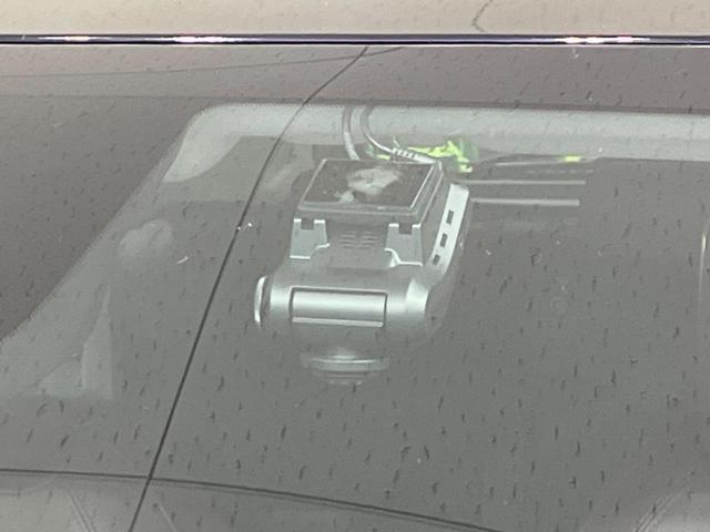 オーラ G 純正9型ナビ 全周囲カメラ BOSEサウンド 寒冷地仕様 衝突軽減装置 プロパイロット 禁煙車 2トーンカラー シートヒーター ハーフレザーシート 前後ドラレコ コーナーセンサー LEDヘッド ETC(7枚目)