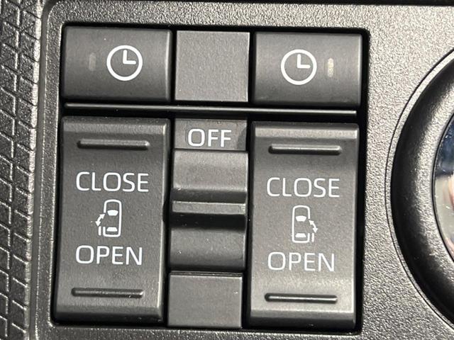 タント カスタムRS 4WD ターボ 両側電動ドア 10型ナビ 後席モニター 全周囲カメラ 衝突軽減装置 禁煙車 シートヒーター ハーフレザーシート コーナーセンサー スマートキー ETC LEDヘッド オートハイビーム(3枚目)