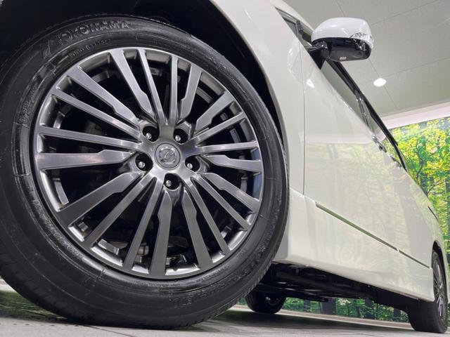 エルグランド 250ハイウェイスターS アーバンクロム 両側電動ドア 後席モニター 純正ナビ 全周囲カメラ 衝突軽減装置 レーダークルーズ 禁煙車 パワーバックドア ハーフレザーシート ドラレコ コーナーセンサー レーンキープ デジタルインナーミラー(14枚目)