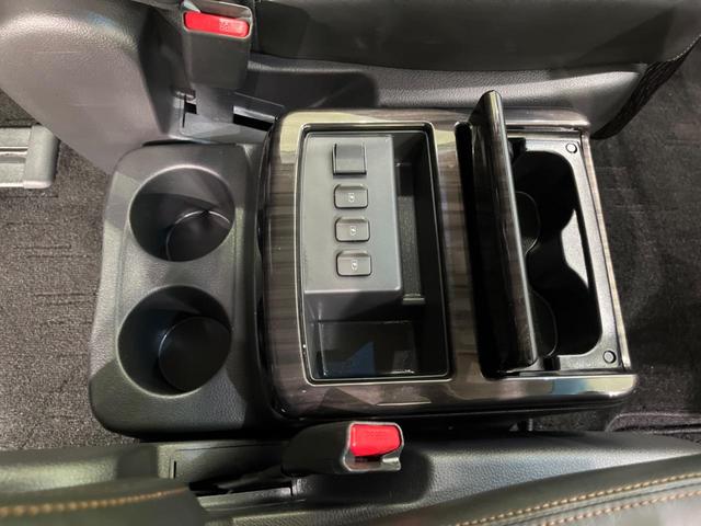 エルグランド 250ハイウェイスターS アーバンクロム 両側電動ドア 後席モニター 純正ナビ 全周囲カメラ 衝突軽減装置 レーダークルーズ 禁煙車 パワーバックドア ハーフレザーシート ドラレコ コーナーセンサー レーンキープ デジタルインナーミラー(47枚目)