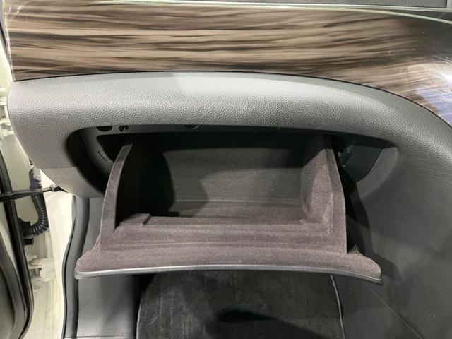 エルグランド 250ハイウェイスターS アーバンクロム 両側電動ドア 後席モニター 純正ナビ 全周囲カメラ 衝突軽減装置 レーダークルーズ 禁煙車 パワーバックドア ハーフレザーシート ドラレコ コーナーセンサー レーンキープ デジタルインナーミラー(62枚目)