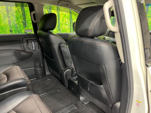 エルグランド 250ハイウェイスターS アーバンクロム 両側電動ドア 後席モニター 純正ナビ 全周囲カメラ 衝突軽減装置 レーダークルーズ 禁煙車 パワーバックドア ハーフレザーシート ドラレコ コーナーセンサー レーンキープ デジタルインナーミラー(70枚目)