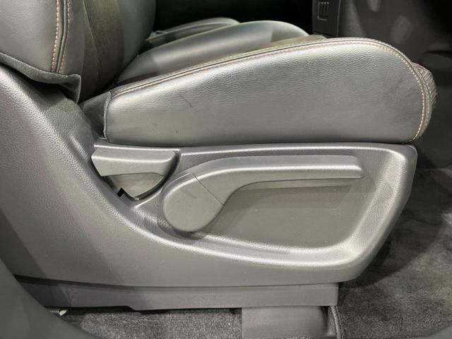 エルグランド 250ハイウェイスターS アーバンクロム 両側電動ドア 後席モニター 純正ナビ 全周囲カメラ 衝突軽減装置 レーダークルーズ 禁煙車 パワーバックドア ハーフレザーシート ドラレコ コーナーセンサー レーンキープ デジタルインナーミラー(73枚目)