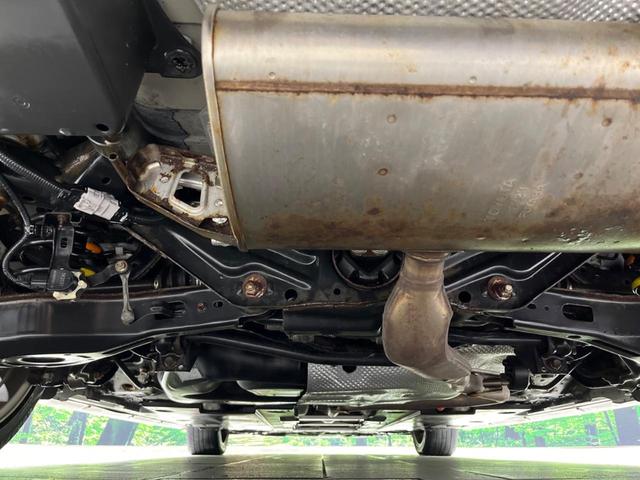 プリウス Aツーリングセレクション 4WD TRDエアロ 純正9型ナビ バックカメラ 寒冷地仕様 衝突軽減装置 レーダークルーズ 禁煙車 黒合皮シート シートヒーター コーナーセンサー レーンキープ ブラインドスポットモニター 純正AW(19枚目)