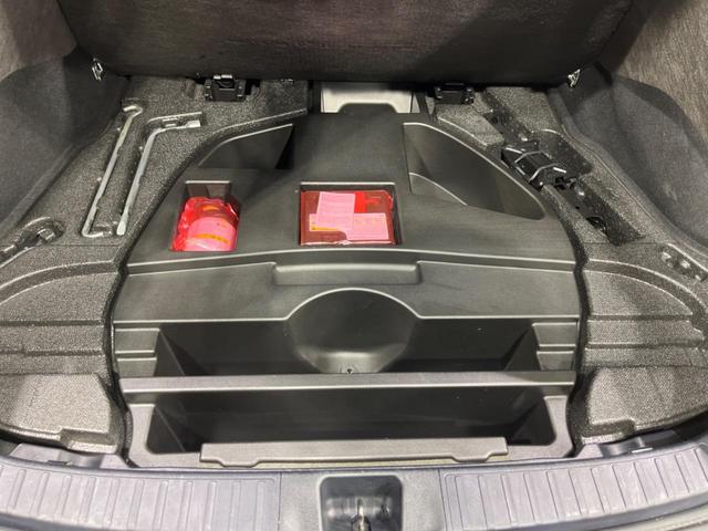 プリウス Aツーリングセレクション 4WD TRDエアロ 純正9型ナビ バックカメラ 寒冷地仕様 衝突軽減装置 レーダークルーズ 禁煙車 黒合皮シート シートヒーター コーナーセンサー レーンキープ ブラインドスポットモニター 純正AW(69枚目)