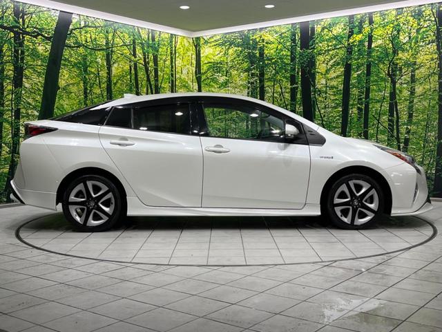 プリウス Aツーリングセレクション 4WD TRDエアロ 純正9型ナビ バックカメラ 寒冷地仕様 衝突軽減装置 レーダークルーズ 禁煙車 黒合皮シート シートヒーター コーナーセンサー レーンキープ ブラインドスポットモニター 純正AW(76枚目)