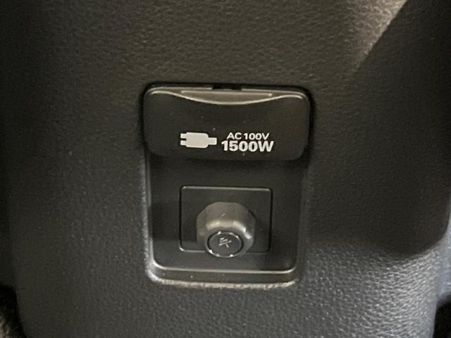 アクア Ｇ　純正１０型ディスプレイオーディオ　衝突軽減装置　バックカメラ　ＡＣ１００Ｖ電源　レーダークルーズ　禁煙車　コーナーセンサー　レーンキープ　スマートキー　ＬＥＤヘッド　ＥＴＣ　オートハイビーム（5枚目）