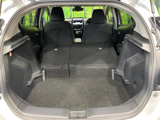 アクア Ｇ　純正１０型ディスプレイオーディオ　衝突軽減装置　バックカメラ　ＡＣ１００Ｖ電源　レーダークルーズ　禁煙車　コーナーセンサー　レーンキープ　スマートキー　ＬＥＤヘッド　ＥＴＣ　オートハイビーム（10枚目）