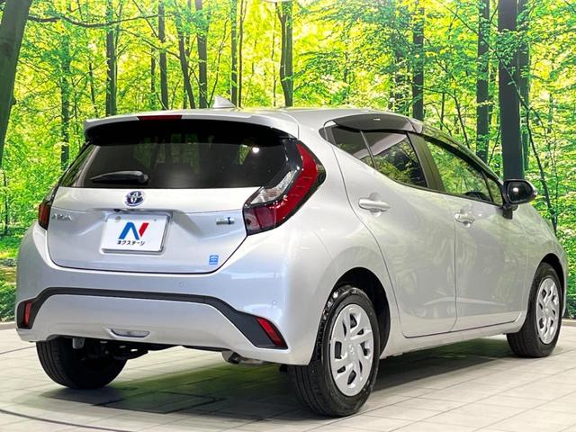 アクア Ｇ　純正１０型ディスプレイオーディオ　衝突軽減装置　バックカメラ　ＡＣ１００Ｖ電源　レーダークルーズ　禁煙車　コーナーセンサー　レーンキープ　スマートキー　ＬＥＤヘッド　ＥＴＣ　オートハイビーム（17枚目）