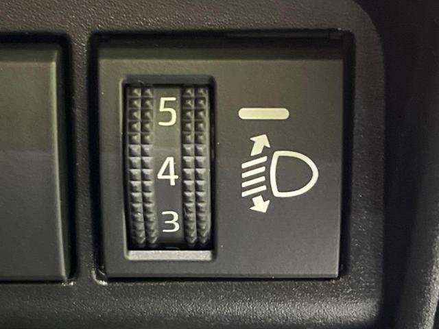 アクア Ｇ　純正１０型ディスプレイオーディオ　衝突軽減装置　バックカメラ　ＡＣ１００Ｖ電源　レーダークルーズ　禁煙車　コーナーセンサー　レーンキープ　スマートキー　ＬＥＤヘッド　ＥＴＣ　オートハイビーム（42枚目）