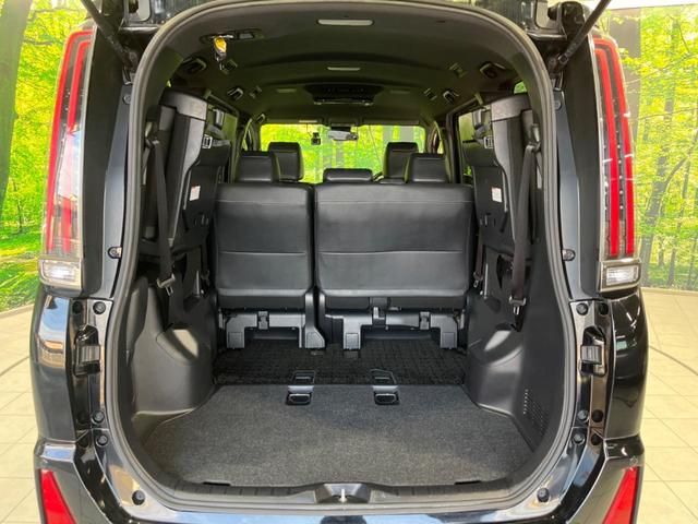 ノア Si ダブルバイビー 両側電動ドア 純正10型ナビ 12型後席モニター バックカメラ 衝突軽減装置 禁煙車 ハーフレザーシート 前後ドラレコ コーナーセンサー スマートキー LEDヘッド ETC クルコン オートハイビーム(11枚目)