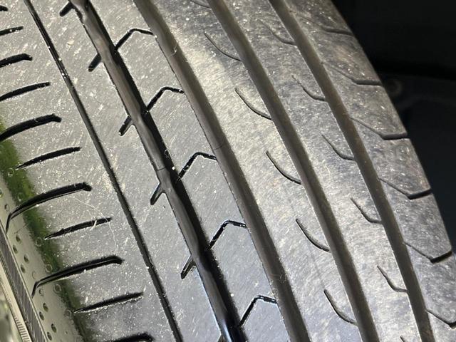 ノア Si ダブルバイビー 両側電動ドア 純正10型ナビ 12型後席モニター バックカメラ 衝突軽減装置 禁煙車 ハーフレザーシート 前後ドラレコ コーナーセンサー スマートキー LEDヘッド ETC クルコン オートハイビーム(27枚目)