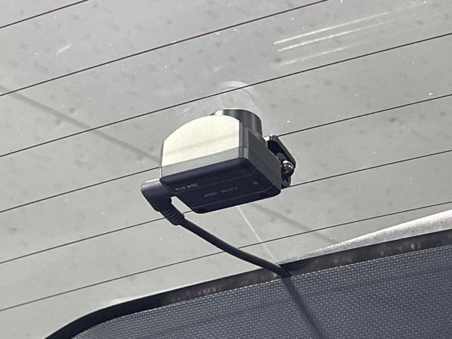 ノア Si ダブルバイビー 両側電動ドア 純正10型ナビ 12型後席モニター バックカメラ 衝突軽減装置 禁煙車 ハーフレザーシート 前後ドラレコ コーナーセンサー スマートキー LEDヘッド ETC クルコン オートハイビーム(70枚目)