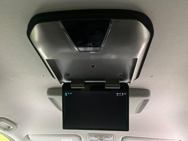 ノア Si 電動スライドドア 純正ナビ バックカメラ 後席モニター 禁煙車 スマートキー HIDヘッド ETC オートエアコン 純正16インチAW CD/DVD再生 フルセグ ステアリングスイッチ パドルシフト(3枚目)