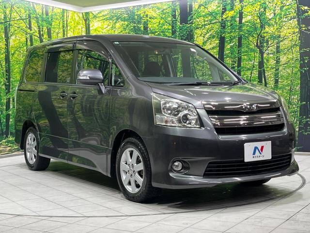 ノア Si 電動スライドドア 純正ナビ バックカメラ 後席モニター 禁煙車 スマートキー HIDヘッド ETC オートエアコン 純正16インチAW CD/DVD再生 フルセグ ステアリングスイッチ パドルシフト(17枚目)